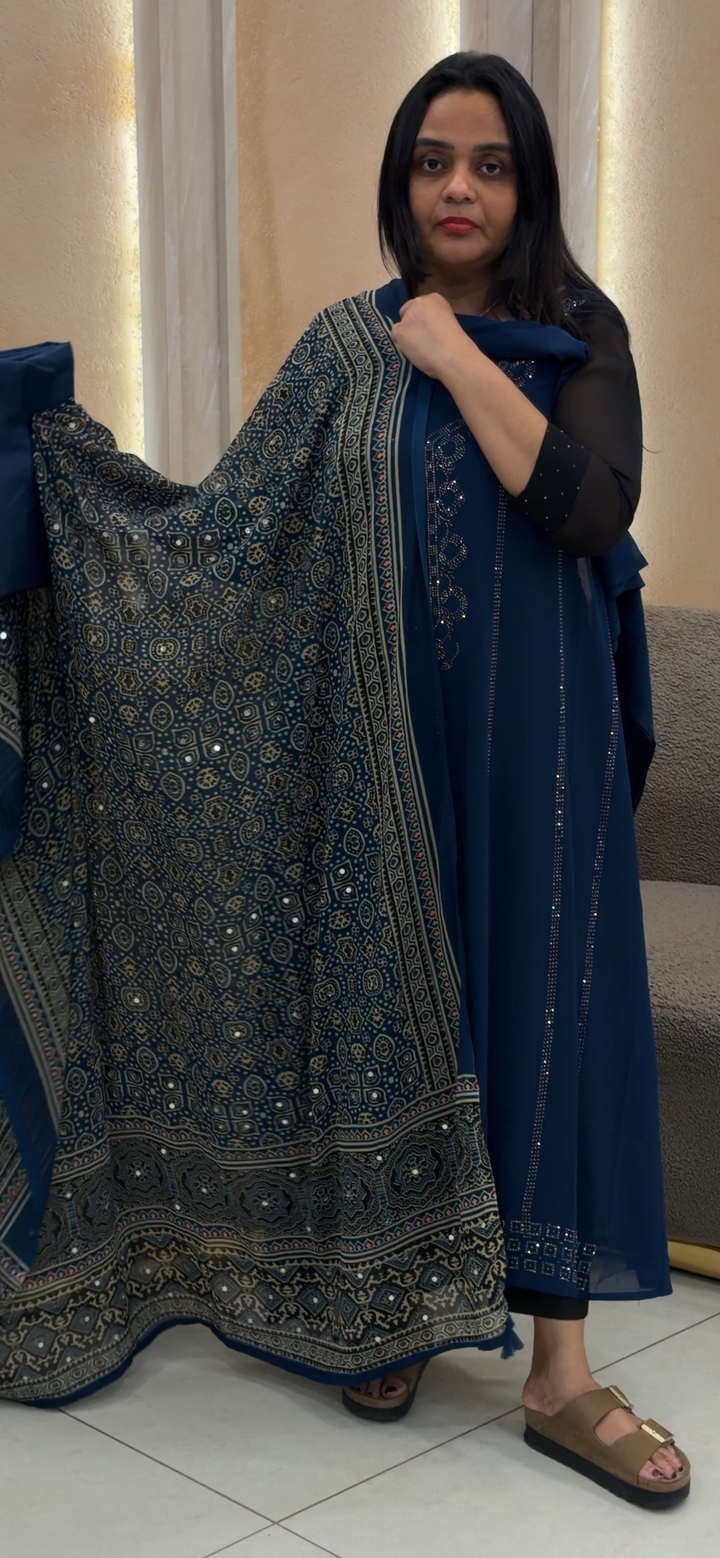GEORGETTE UNSTITCHED SLAWAR SUITS - NUWA - 1037