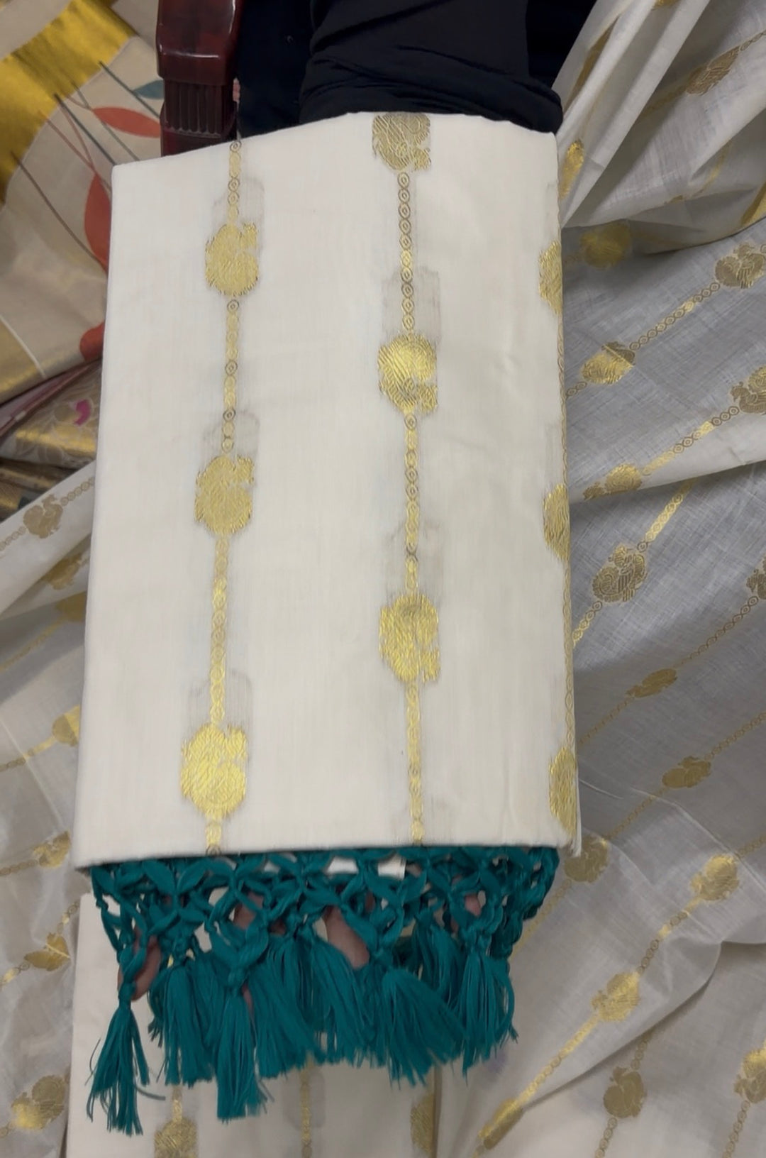 ONAM SAREES - NUWA-1316