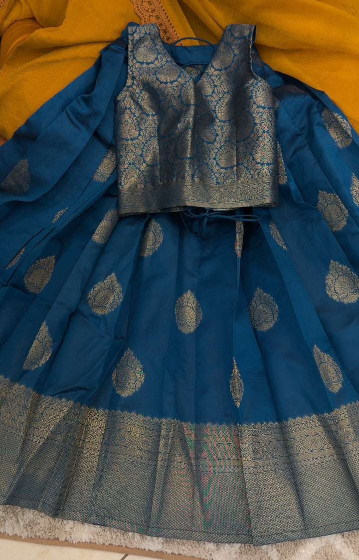 IN-HOUSE SILK CROP TOP AND SKIRTS  - NUWA-1394