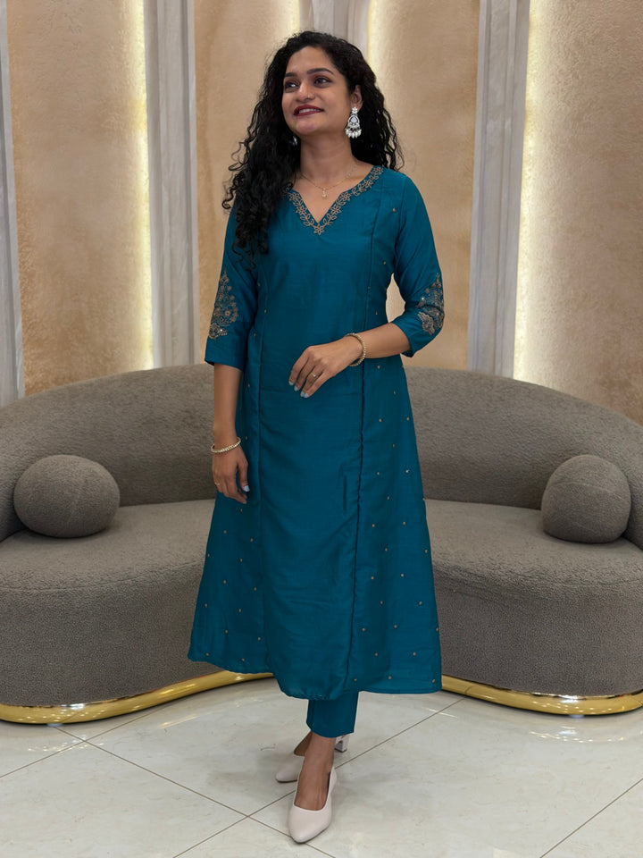 HAND WORKED TOP AND BOTTOM   - NUWA - 169