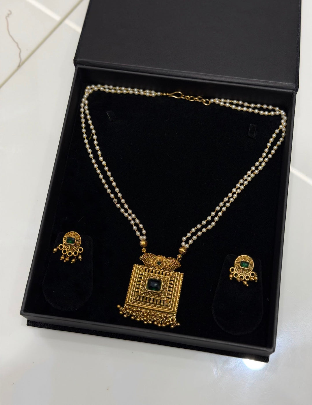 DESIGNER CHAIN SETS - NUWA-1774