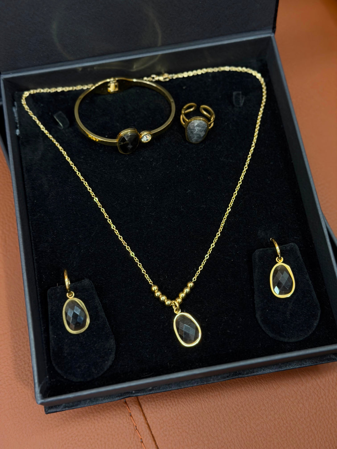 DESIGNER NECKLACE SETS - NUWA - 1988