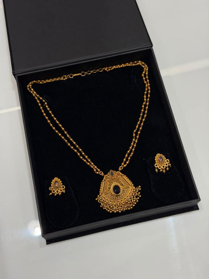 DESIGNER CHAIN SETS - NUWA - 1810