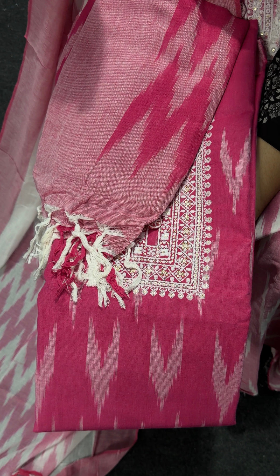 IKAT PRINTED UNSTITCHED SALWAR SUITS - NUWA - 2538
