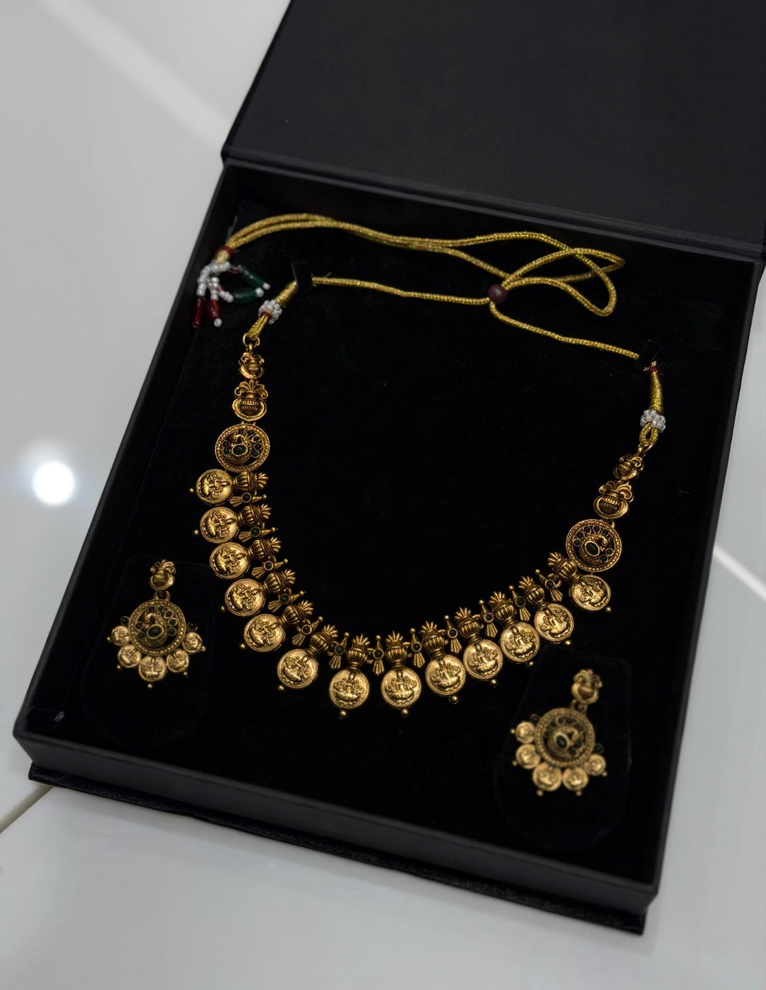 DESIGNER CHAIN SETS - NUWA-1774