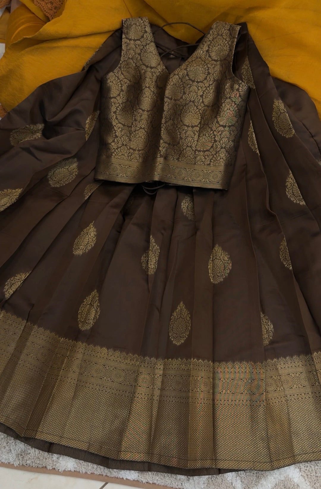 IN-HOUSE SILK CROP TOP AND SKIRTS  - NUWA-1394