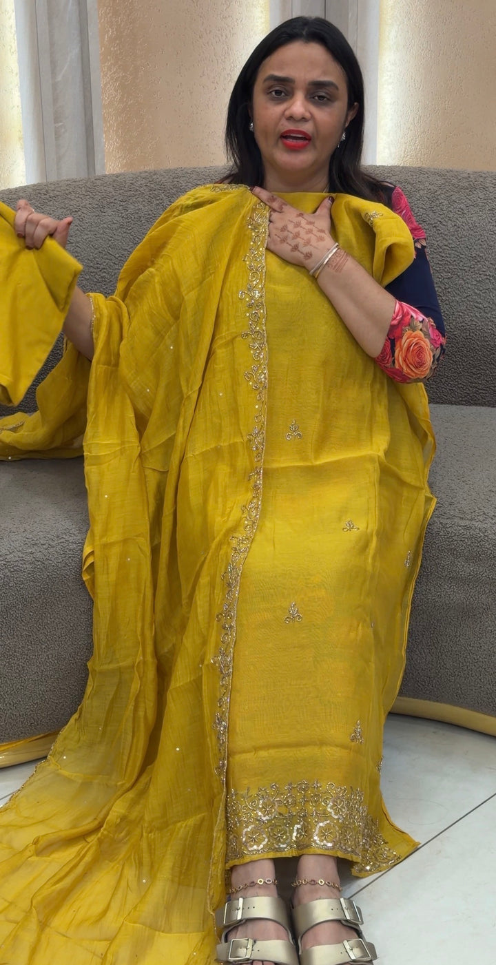 BANARASI MUL UNSTITCHED SALWAR SUITS - NUWA-784