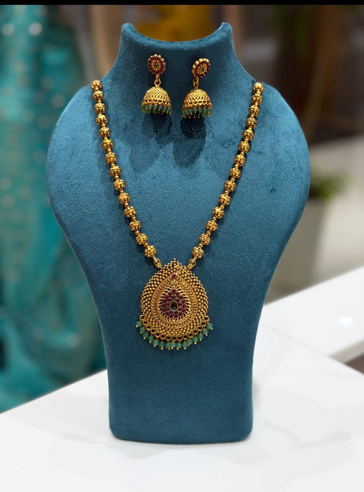 DESIGNER CHAIN SETS - NUWA-1708