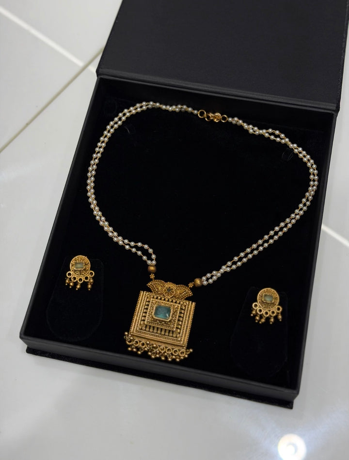 DESIGNER CHAIN SETS - NUWA-1774