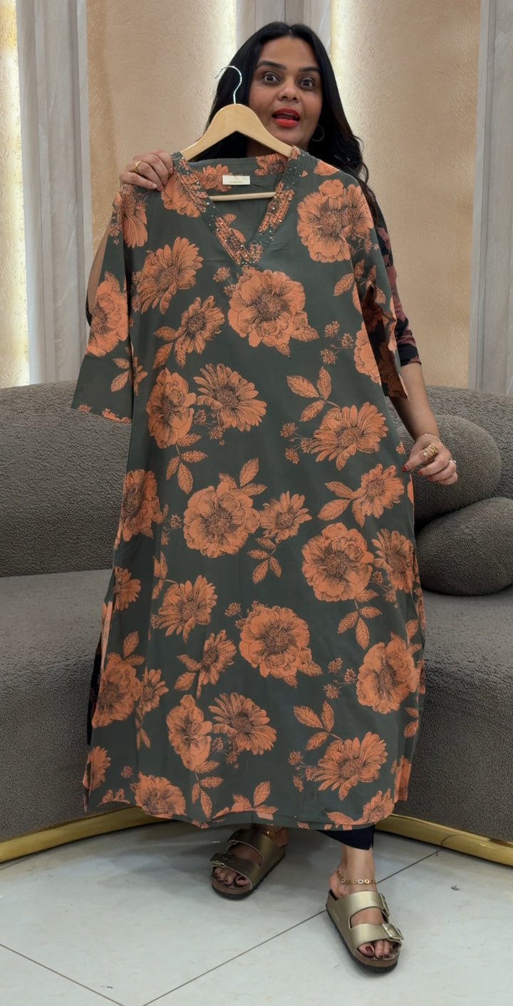 PRINTED SLITTED TOPS  - NUWA-423