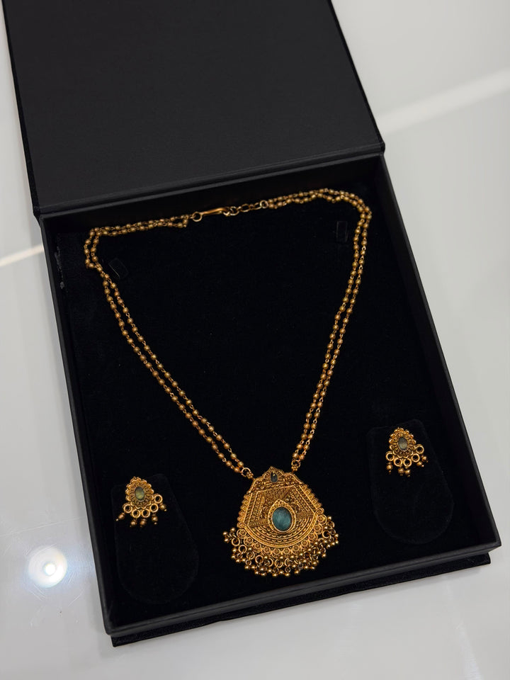 DESIGNER CHAIN SETS - NUWA - 1810