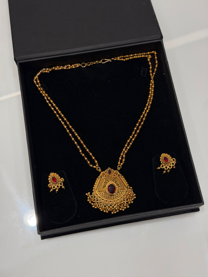 DESIGNER CHAIN SETS - NUWA - 1810