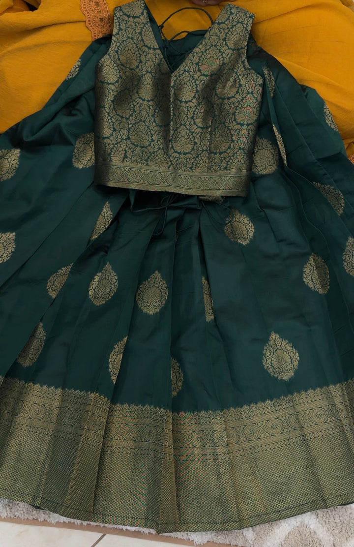 IN-HOUSE SILK CROP TOP AND SKIRTS  - NUWA-1394