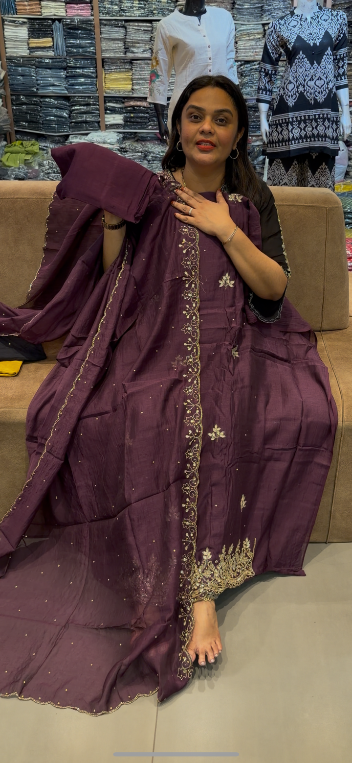 BANARASI MUL UNSTITCHED SALWAR SUITS - NUWA - 481