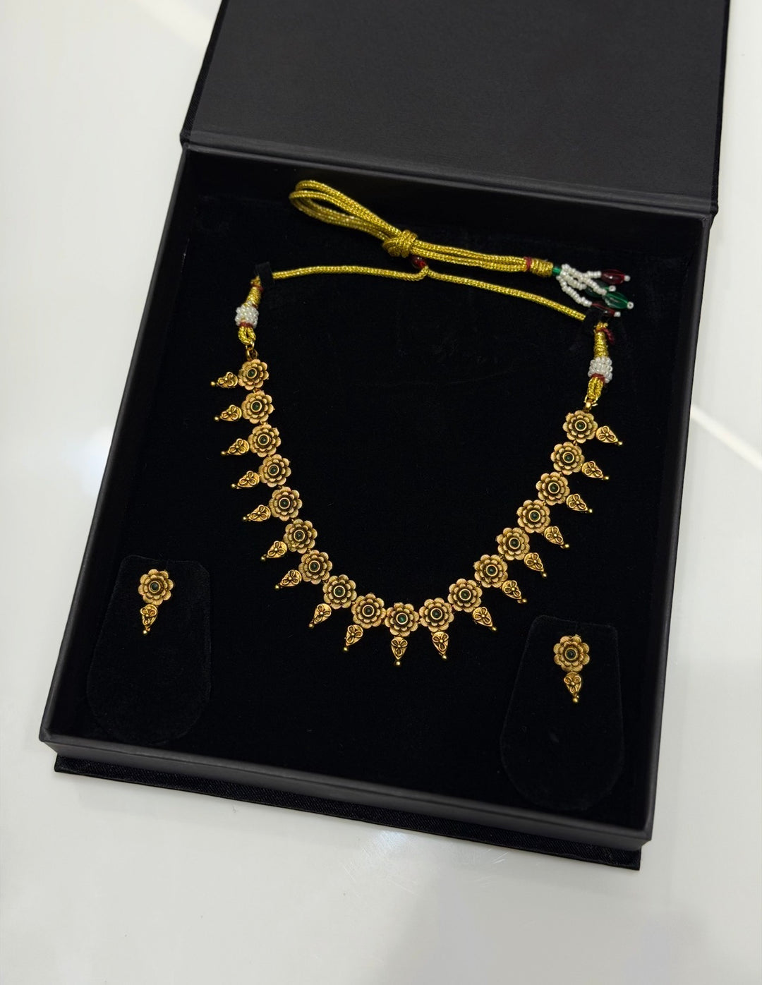 DESIGNER CHAIN SETS - NUWA-1774