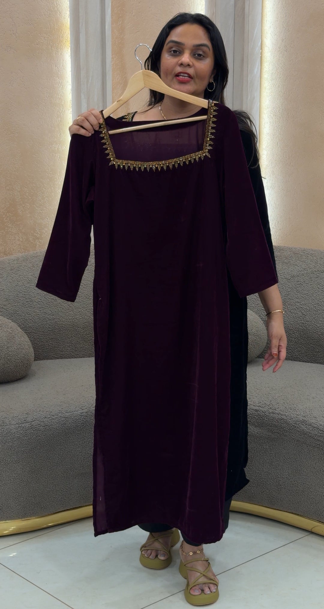 VELVET SLITTED TOPS - NUWA-511