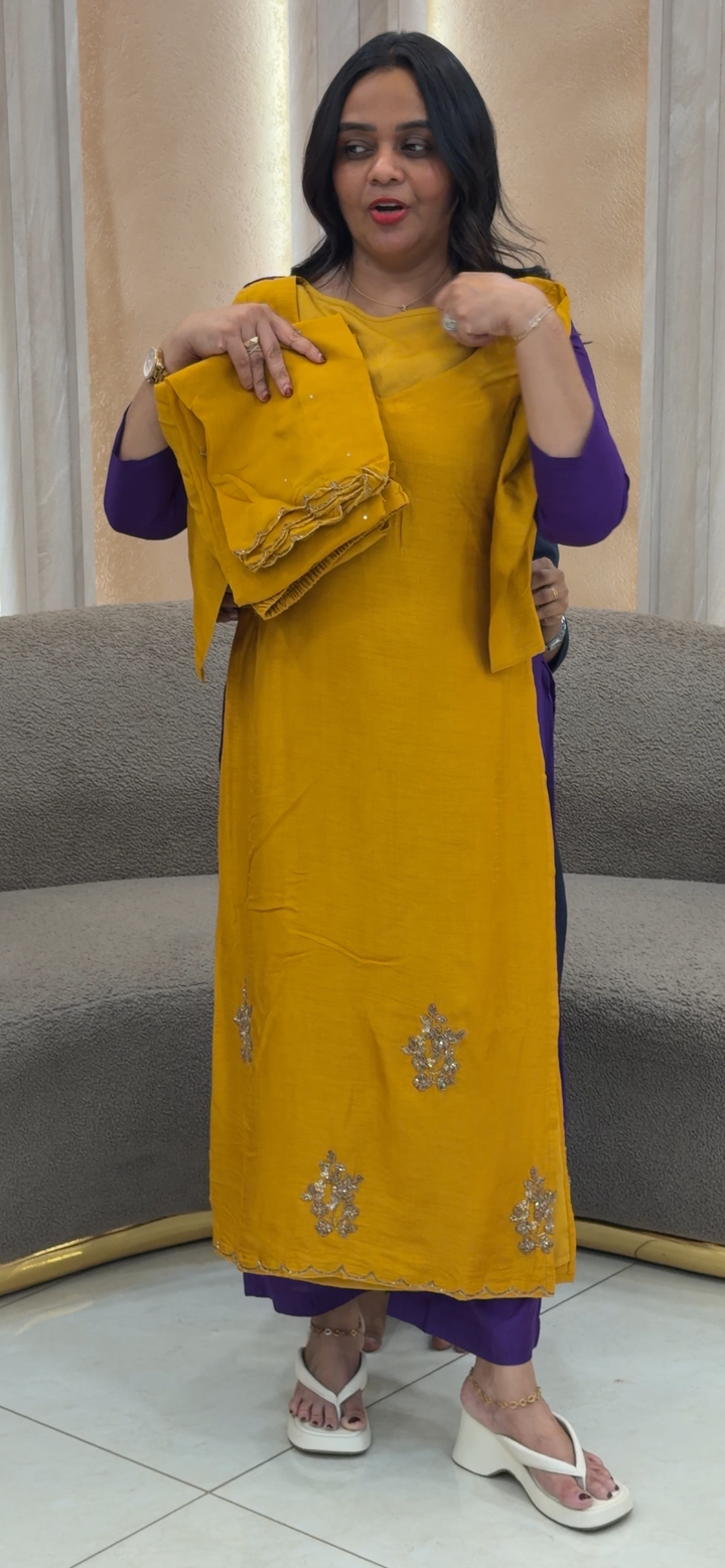 SILK  TOP, BOTTOMA AND DUPATA - NUWA-885