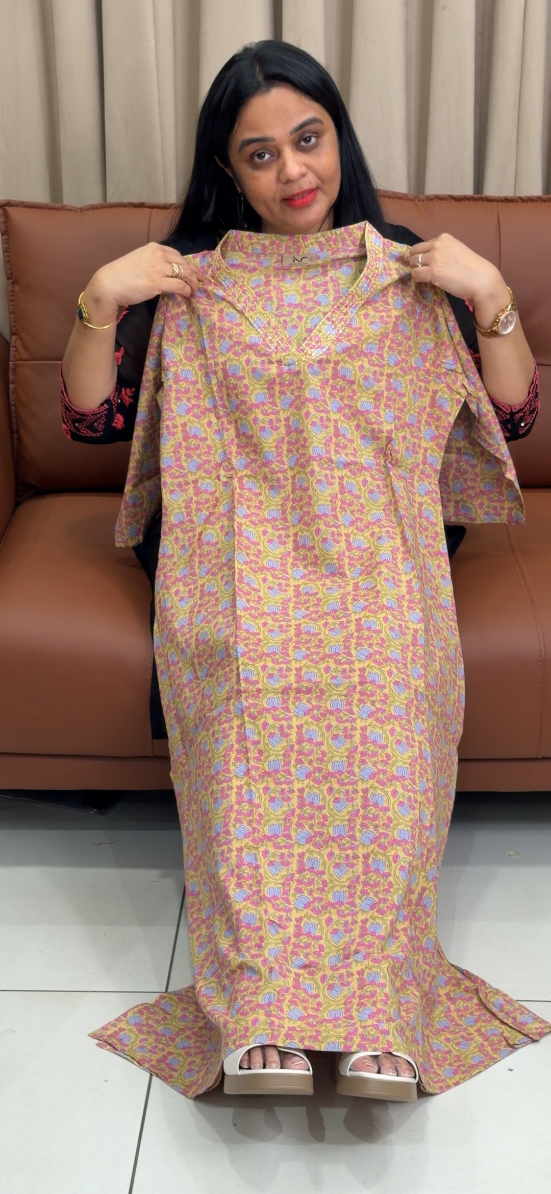OFFER SALES PRINTED TOPS - NUWA - 2231