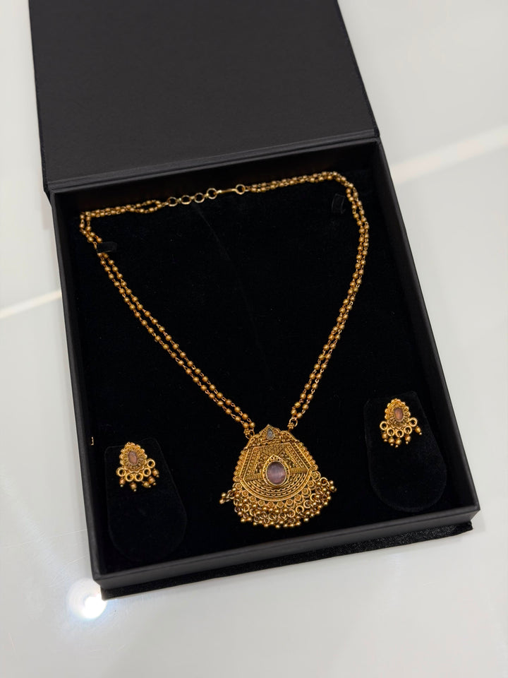 DESIGNER CHAIN SETS - NUWA - 1810