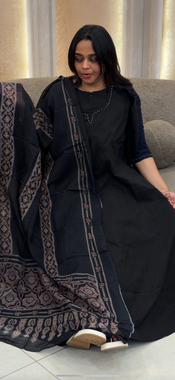 ANARKALI TOP BOTTOM AND DUPATTA - NUWA-288