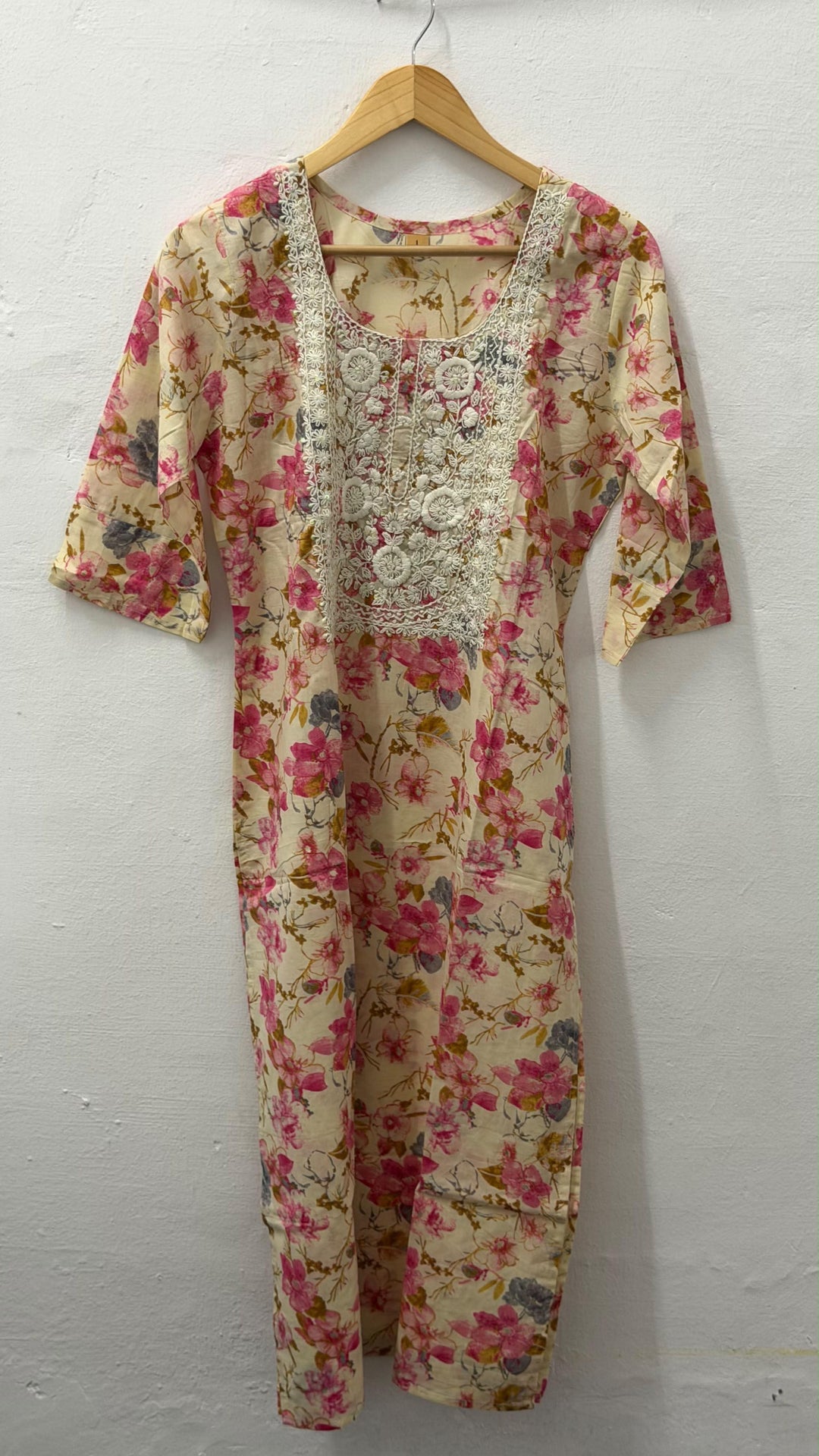 OFFER SALE HAND WORKED HANDLOOM COTTON TOPS - NUWA - 2512