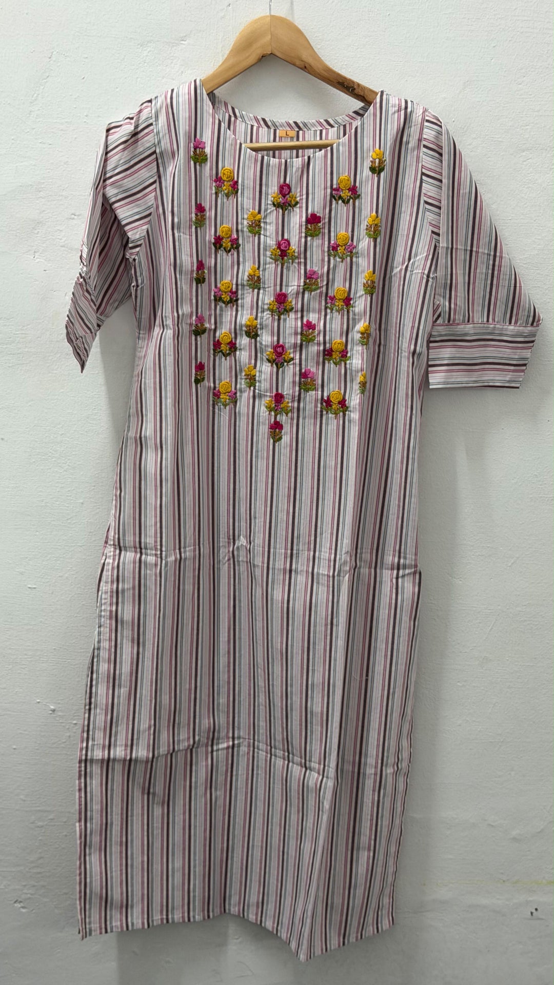 OFFER SALE HAND WORKED HANDLOOM COTTON TOPS - NUWA - 2512