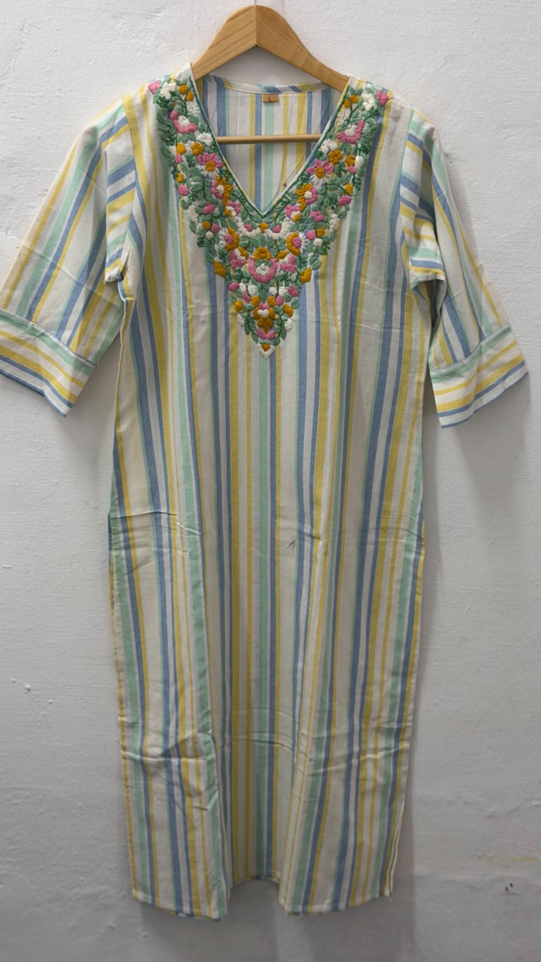 OFFER SALE HAND WORKED HANDLOOM COTTON TOPS - NUWA - 2512