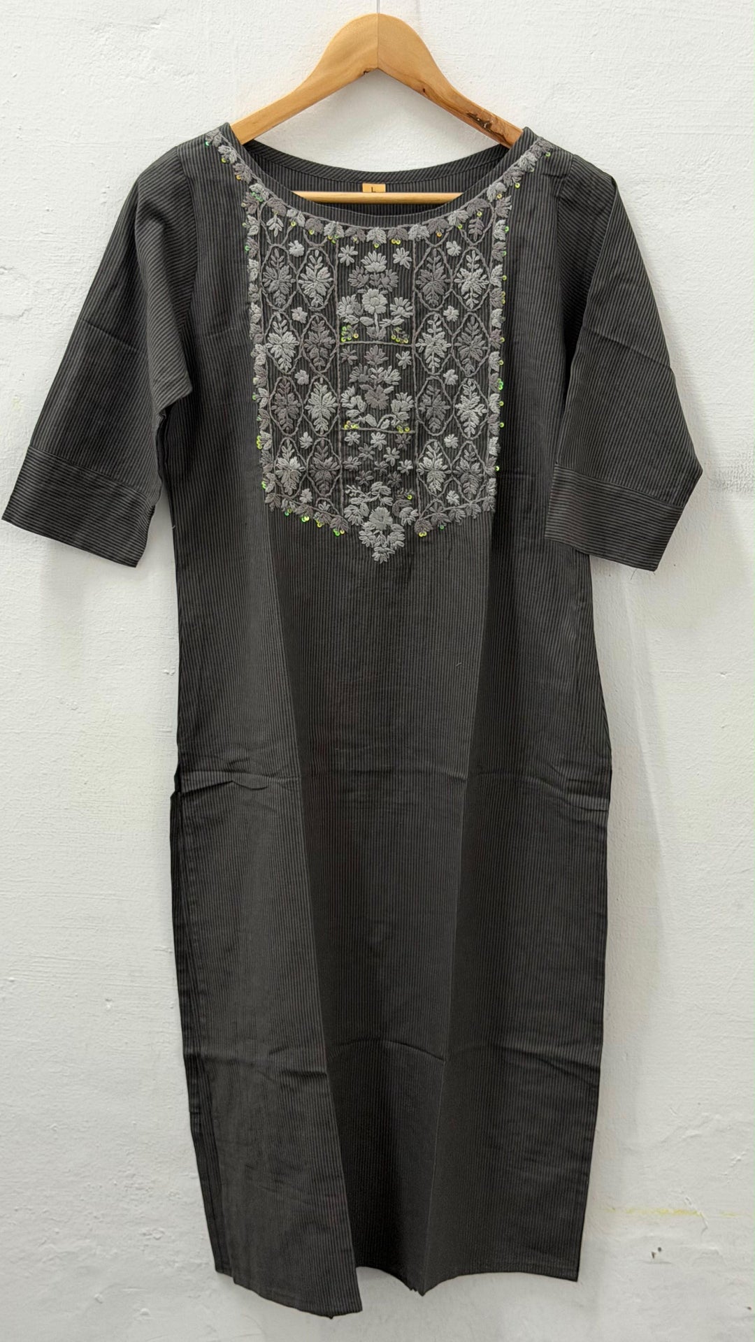 OFFER SALE HAND WORKED HANDLOOM COTTON TOPS - NUWA - 2512